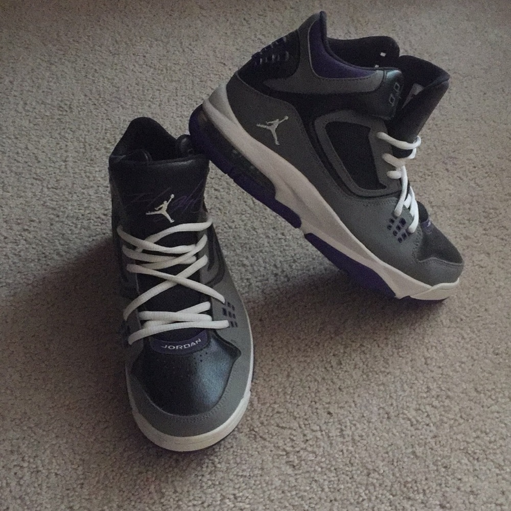 Air Jordan Flight 23- purple